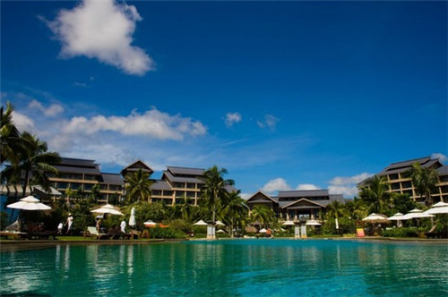 我曾经牵了你的手是什么歌