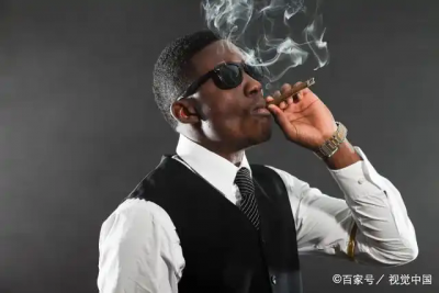 同城交友相亲/喻婆婆婚姻情感探究